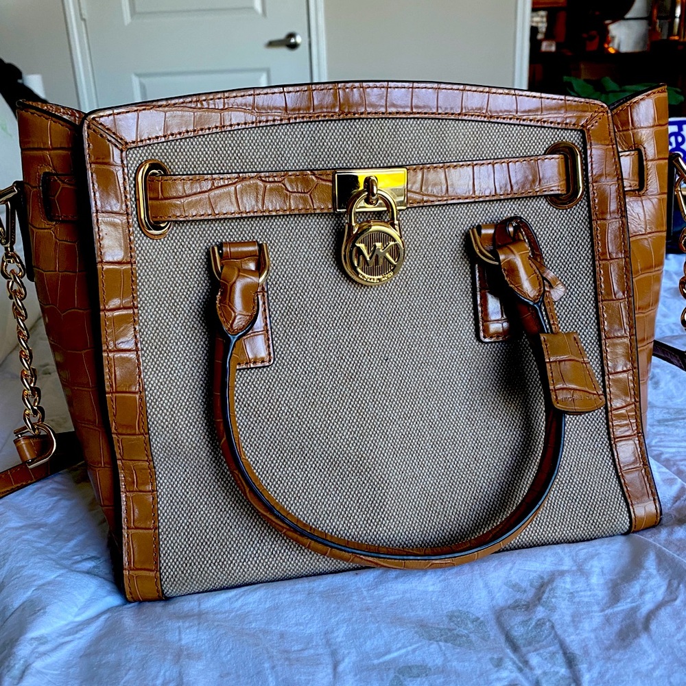 Michael Kors purse